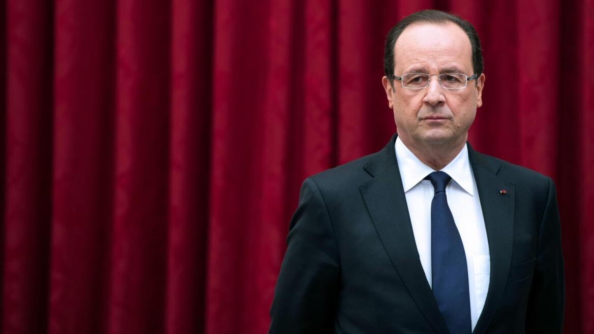 Ολάντ: Η Γαλλία δεν μπορεί να επιβάλει στην Ελλάδα περικοπές στις συντάξεις